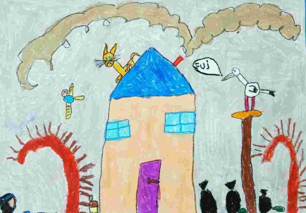 Zdjęcie pracy konkursowej narysowanej pastelami przez dziewczynkę, na której widać zanieczyszczone powietrze, zaniedbany dom ze śmieciami wokoło oraz zwierzęta ze smutnymi minami.
